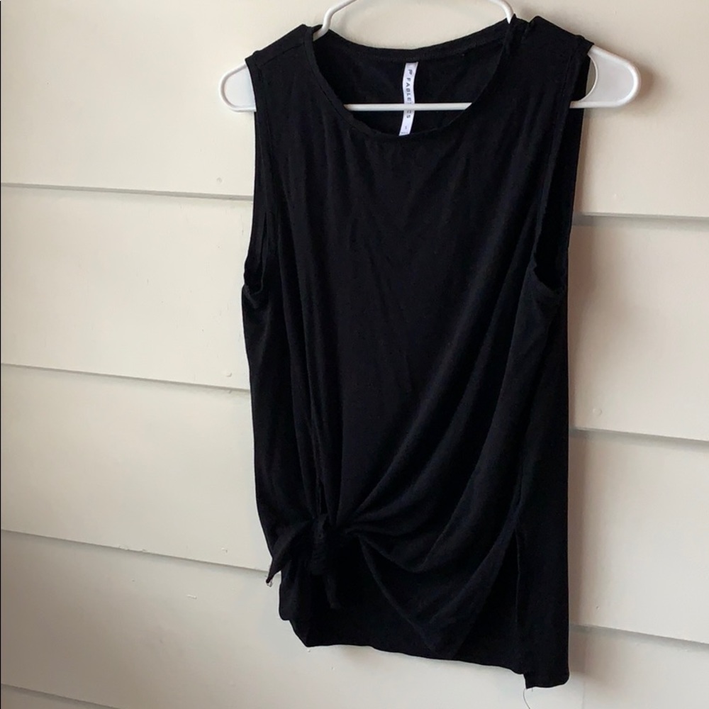 Fabletics Workout Top - Picture 3 of 5